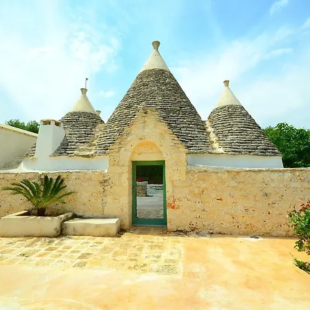 別荘 Trullo Pace チェーリエ・メッサーピカ